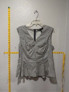 White House Black Market Gingham Peplum Top Size 10 Black White Sleeveless